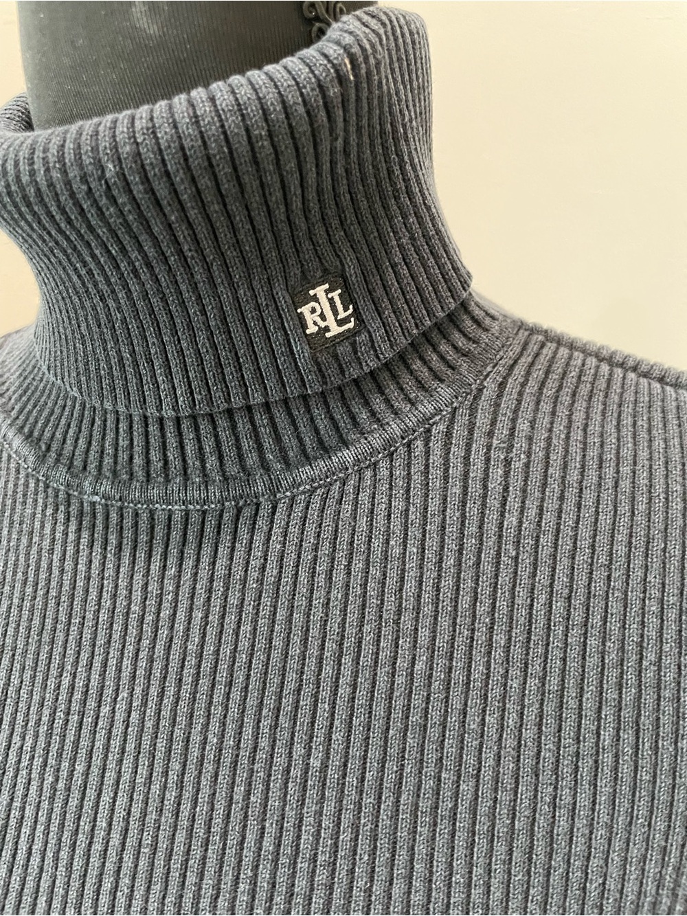 Ralph Lauren Black Ribbed Turtleneck Sweater Women’s - Picture 4 of 6